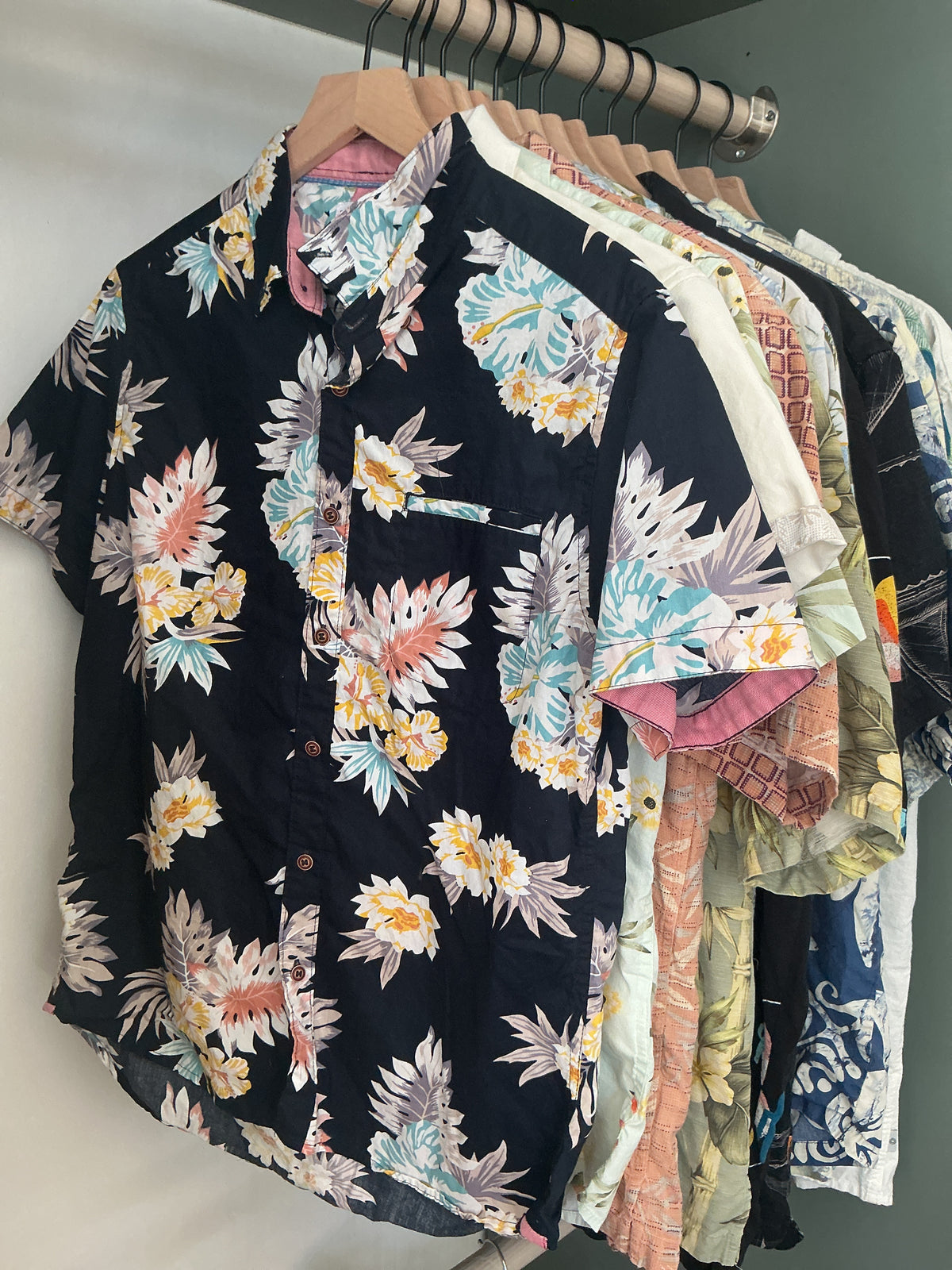Mano Santa Clothes&Accessories